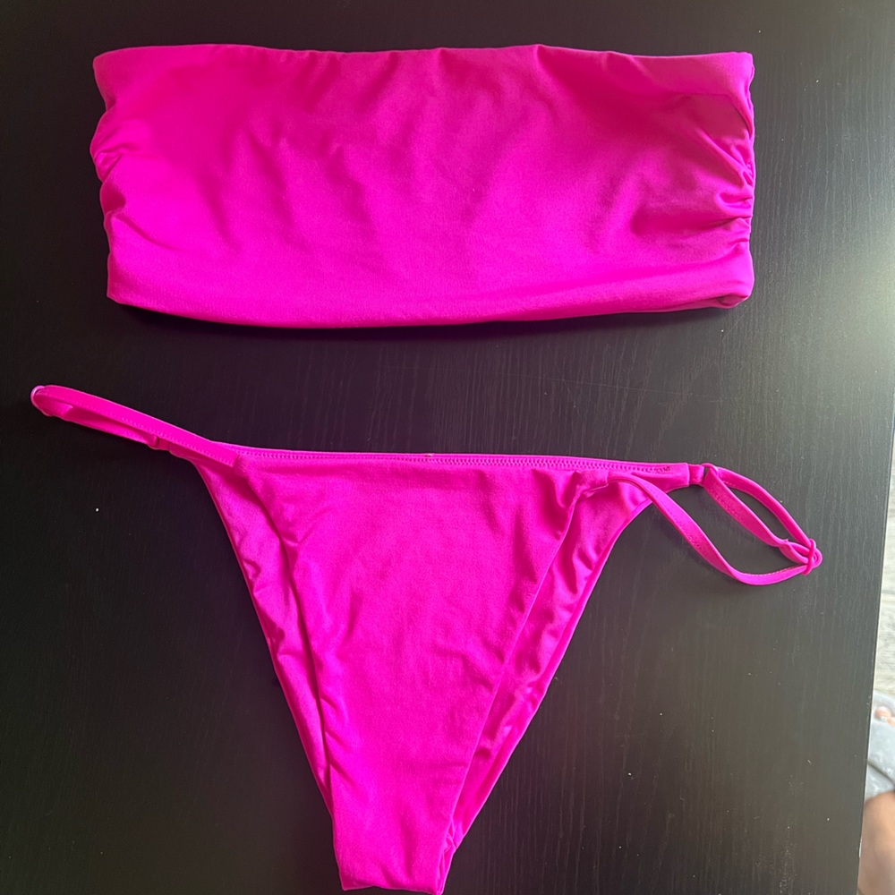 See comment for sizes: Victoria’s Secret bathing suit
